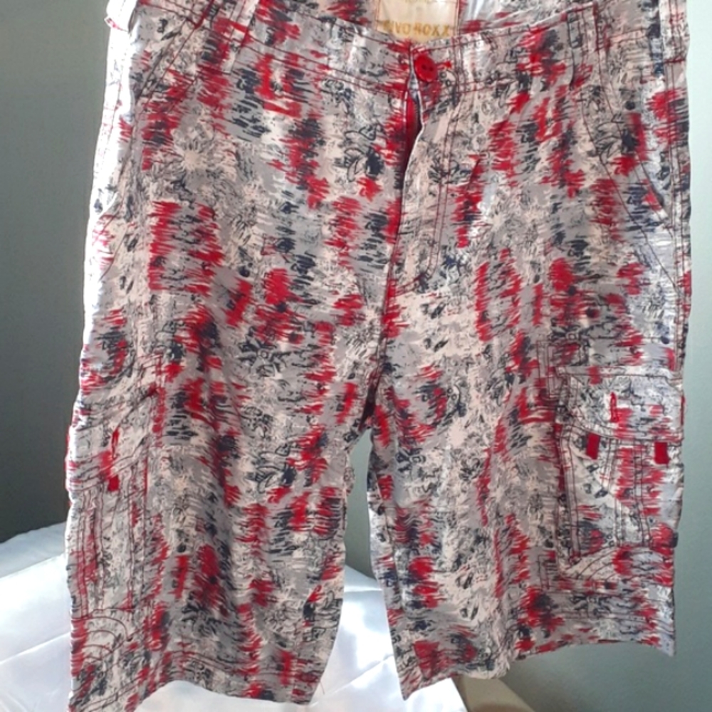 Tivo Roxx organic cotton men's designed cargo shorts size 40 waist